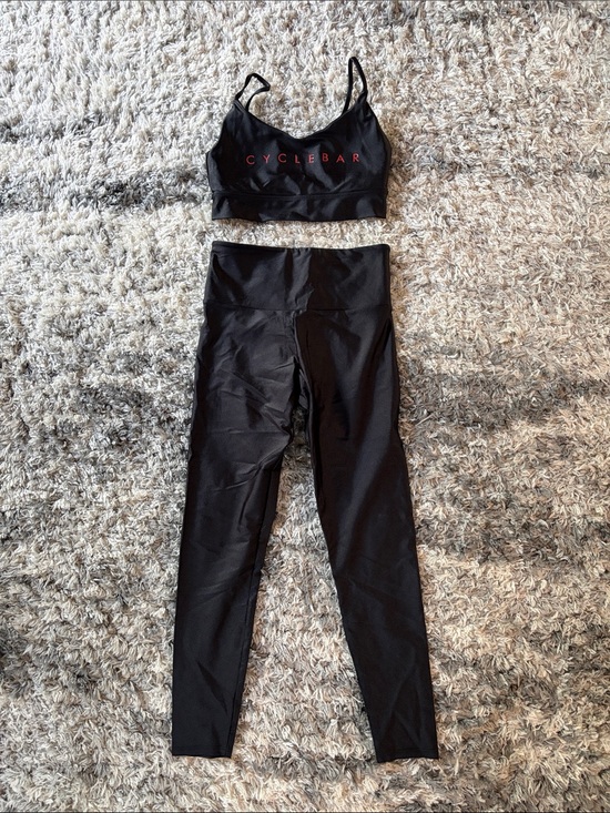 Cyclebar Other - Cyclebar Black Sports Bra and High-Waist Leggings Set
